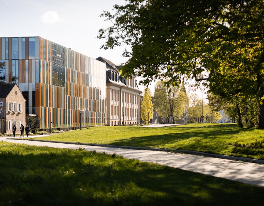 University campus building where students attend their degree programs abroad